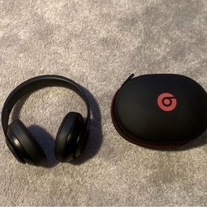 Unopened Studio3 Wireless Noise Cancelling Headphones